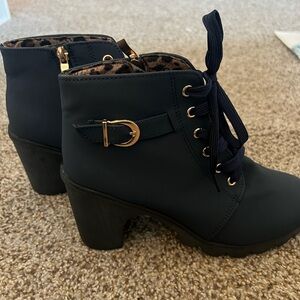 Stylish Blue Ankle Boots with Gold Accents NWOT